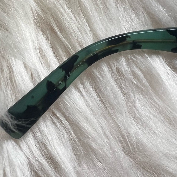 Authentic Prada eyeglasses - Picture 2 of 5